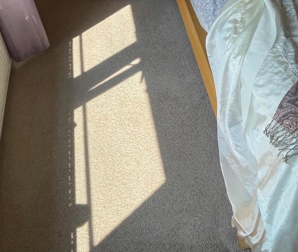 Bedroom carpet stain after cleaning by Saltire Carpet Cleaning